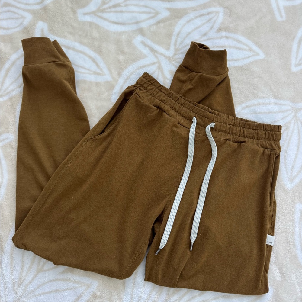 Vuori Performance Jogger